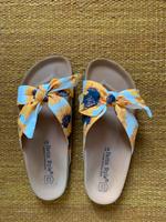 Latschen/Sandalen mit Sonnenblumen Berlin - Lichtenberg Vorschau