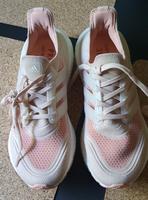 Adidas Ultraboost 21 Laufschuhe - rosa Größe 40 neuwertig Hannover - Linden-Limmer Vorschau