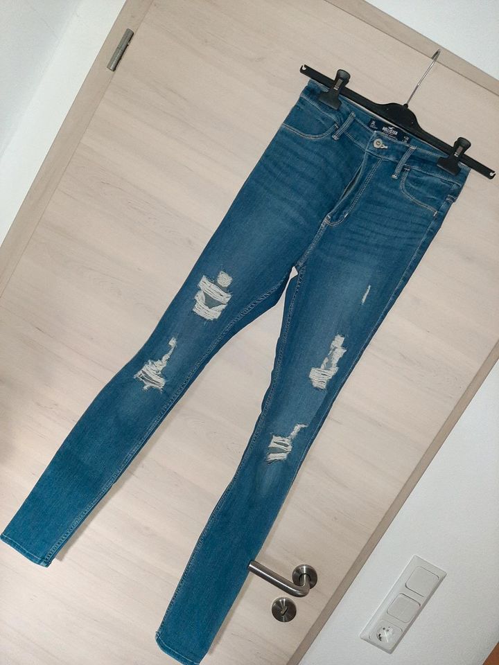 Jeans, 34, Hollister, 26/30, blau, Cutouts, used look in Zandt