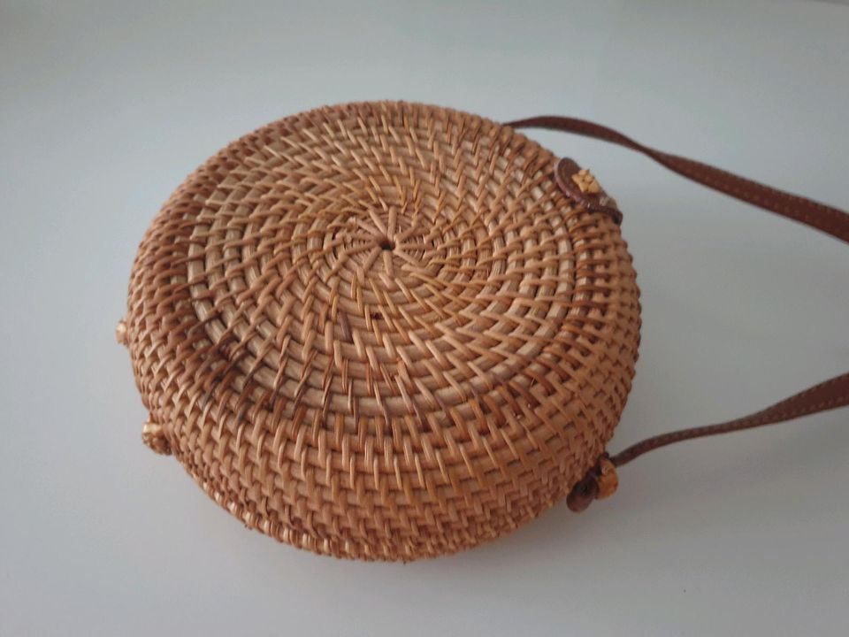 Rattan-Tasche - rund in Bergheim