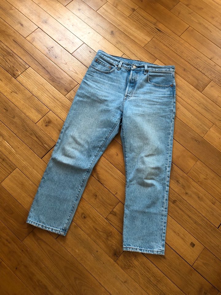 Levi’s Damenjeans (selten getragen) Gr. 30/26 in Dettingen an der Erms