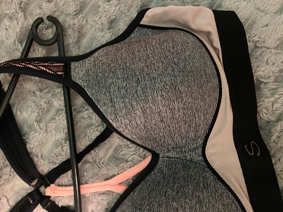 Sport BH Bauchfreies Oberteil S M Sylvie Collection Hollister in Werne