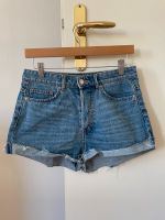 High waist hot pants denim jeans shorts mid blue h&m 38 Friedrichshain-Kreuzberg - Kreuzberg Vorschau