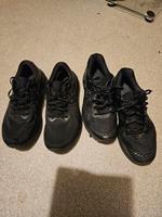 2 Paar Asics kayano-Turnschuhe in der Größe 46 in Niedersachsen - Uslar Vorschau
