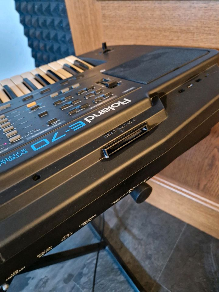 Roland E-70  Keyboard Synthesizer❤️ in Erftstadt