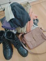 Kleidung / Stiefel / Handtasche Niedersachsen - Emden Vorschau