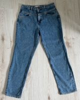 Stradivarius, Jeans, Mom Jeans, blau, Größe 42 Nordrhein-Westfalen - Gelsenkirchen Vorschau