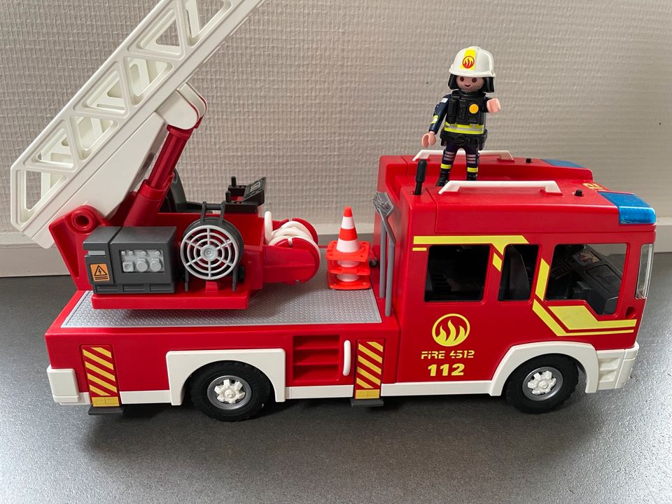 Playmobil Feuerwehrauto in Teltow