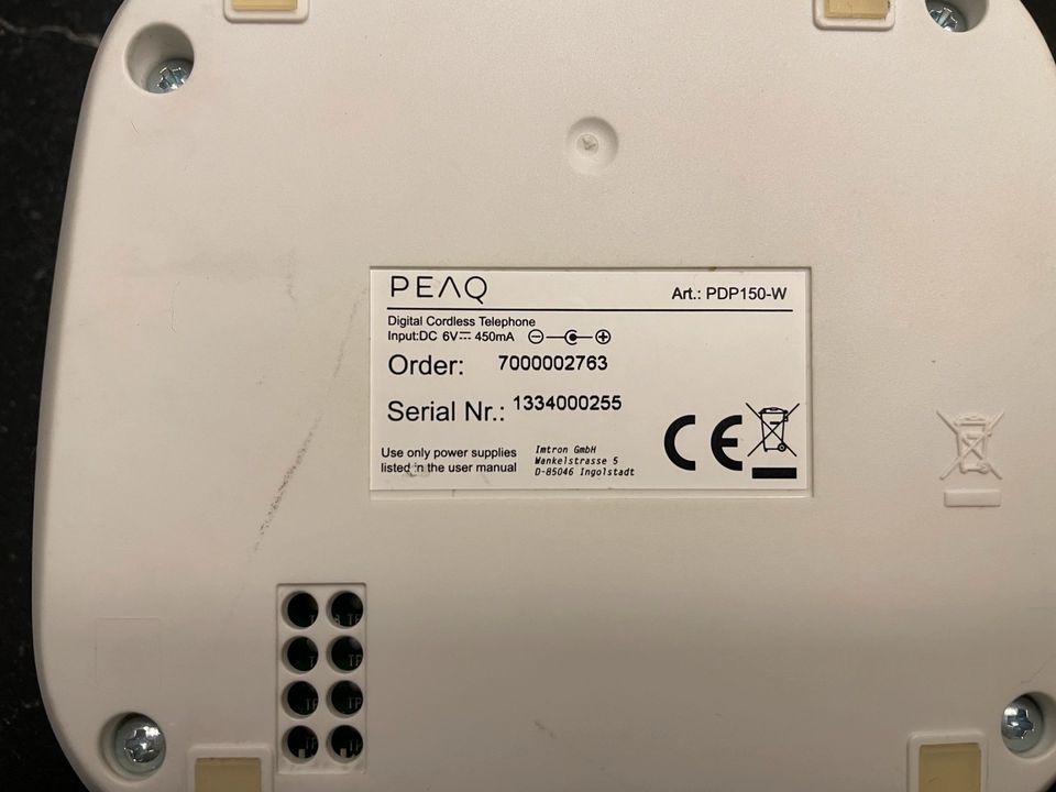 Schöner PEAQ DECT Telefon mit Anrufbeantworter in Leutenbach