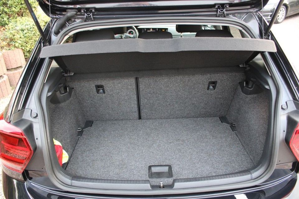 Volkswagen Polo 1.0 TSI DSG Comfortline*Navi,Klima,SHZ,PDC* in Bardowick
