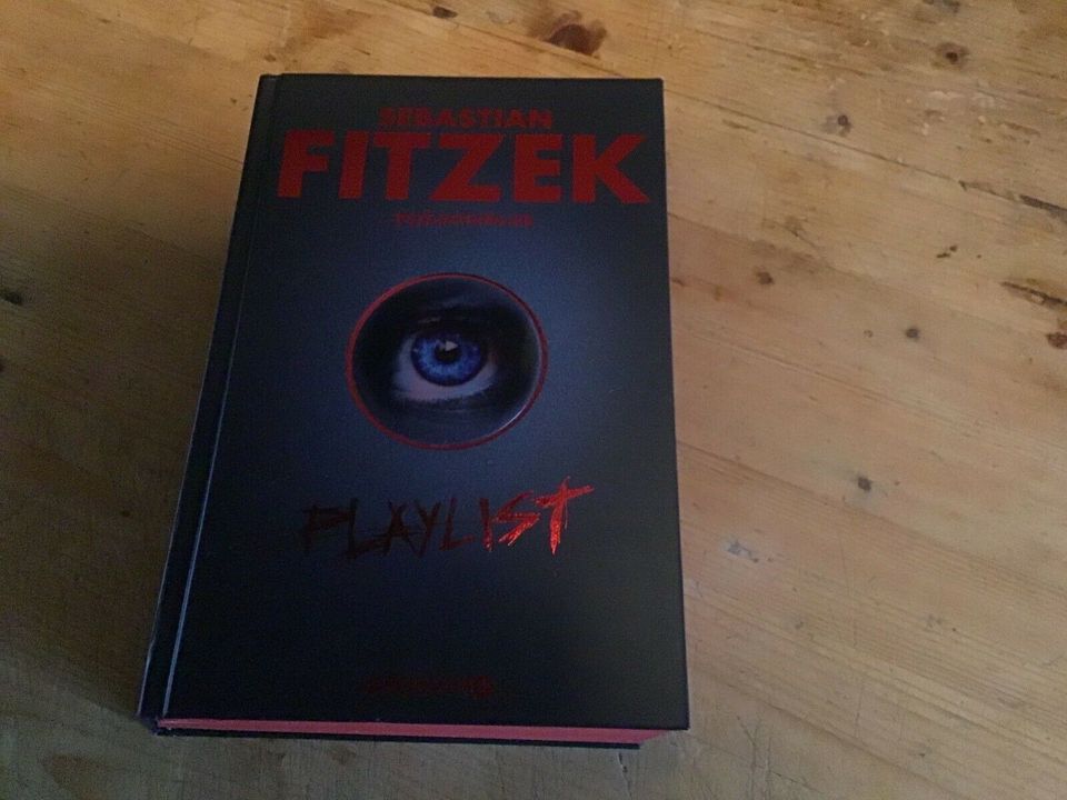 Sebastian Fitzek   Playlist     2021    gebundene Ausgabe in Solingen