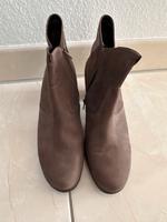 NEU Gabor Schuhe Größe 7,5 / 41 braun Stiefelette Damen Hessen - Hünstetten Vorschau