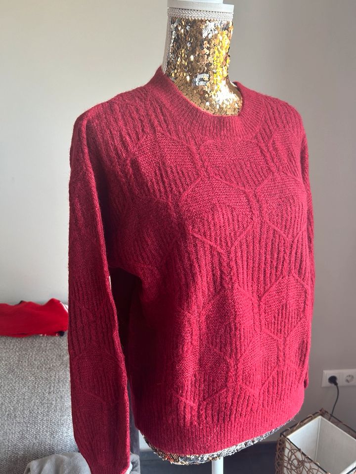 Strickpullover von EDC in Bückeburg