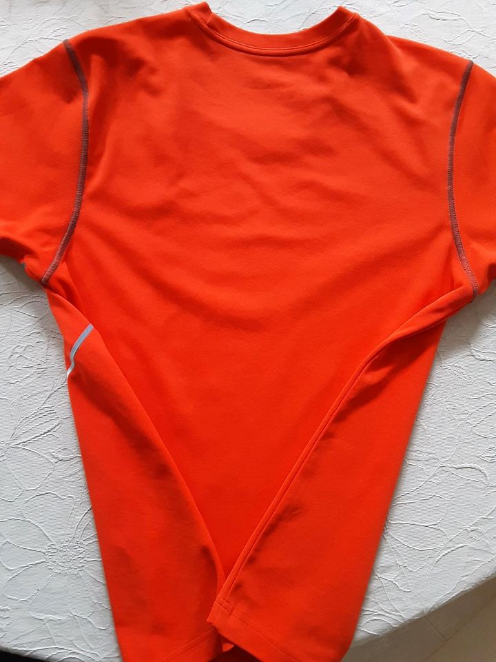 Peak Performance  Herren Sport shirt Orange Gr, M in Buchenberg