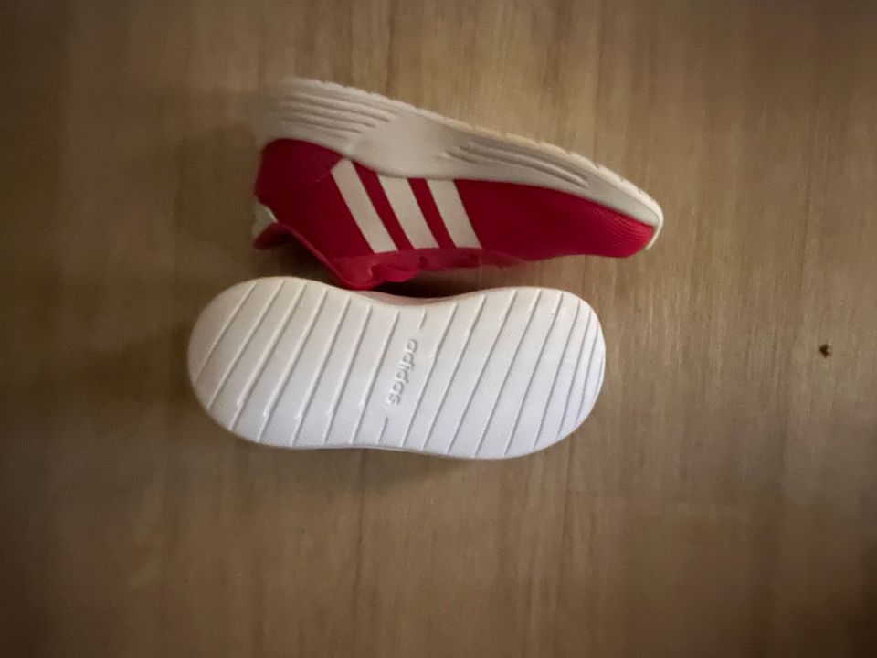 Adidas Gr.25 in Hoyerswerda