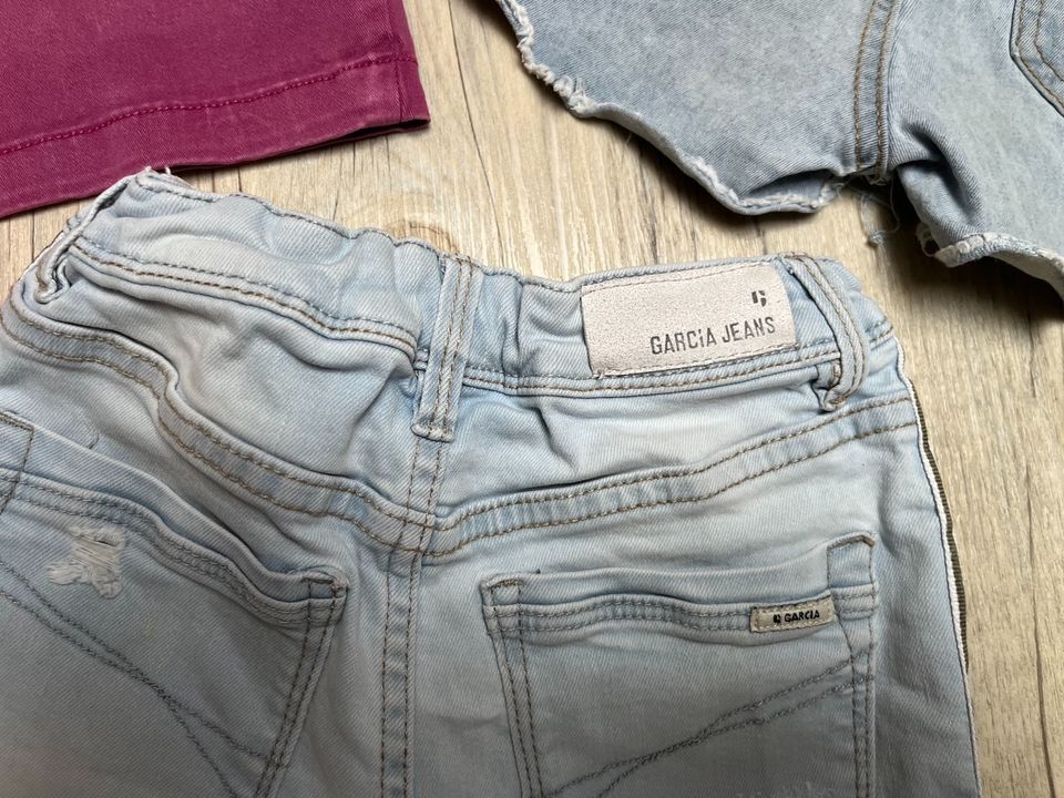 Kurze Mädchen Jeans, 140, 3er Paket, Marke: Garcia & Shein in Birkenau