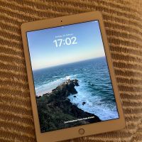 i pad pro 32gb 9‘7 Zoll mit Smart Keyboard Bad Godesberg - Mehlem Vorschau