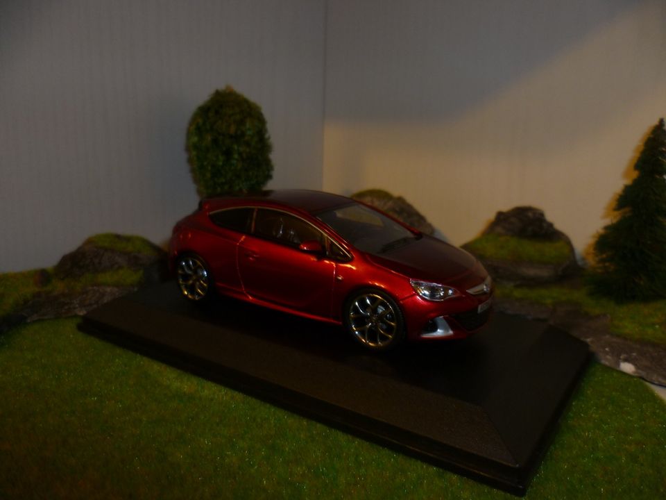 Modellauto Opel Astra - J - OPC, Maßstab 1:43 !!! in Nordrhein-Westfalen -  Bad Driburg | Modellbau gebraucht kaufen | eBay Kleinanzeigen ist jetzt  Kleinanzeigen