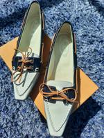 TOD'S Damen Mokassins blau-weiß, Gr. 41 Hessen - Kirchhain Vorschau