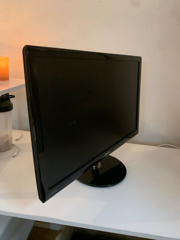ASUS 1080p monitor in München
