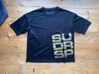 Superdry Mesh Sportshirt T-Shirt Shirt schwarz gold M 38 Schleswig-Holstein - Rantzau Vorschau