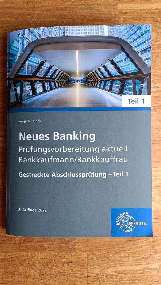 NEU Neues Banking Prüfungsvorbereitung Bankkaufman Gap 1 2022 in Aachen