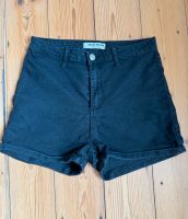 Shorts Hose kurz Jeans schwarz Tally Weijl 42 Nordrhein-Westfalen - Oberhausen Vorschau