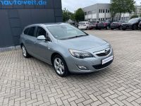 Opel Astra J Sports Tourer Sport*Navi*Garantie*1Hand Nordrhein-Westfalen - Dormagen Vorschau