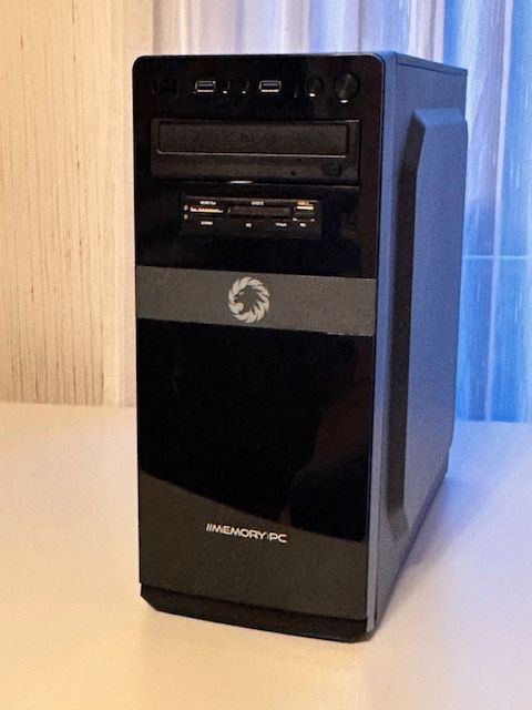 Memory-Tower (Win 11PRO) + Acer 24 Zoll (neuwertig) in Sottrum