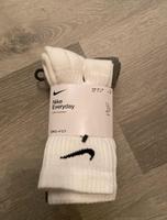3 Paar neue Nike Crew Socken M mix Hessen - Vellmar Vorschau