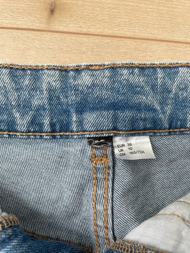 Jeansshorts H&M M 38 Damen in Chemnitz