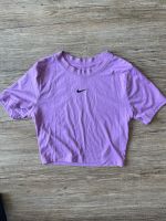 Kurzes Nike Tshirt croped in XS Köln - Nippes Vorschau