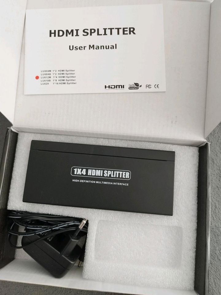 HDMI Splitter 1x4 in Riegel