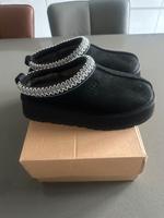 UGG Damen Tazz Hausschuh Gr 39 Neu Nordrhein-Westfalen - Moers Vorschau