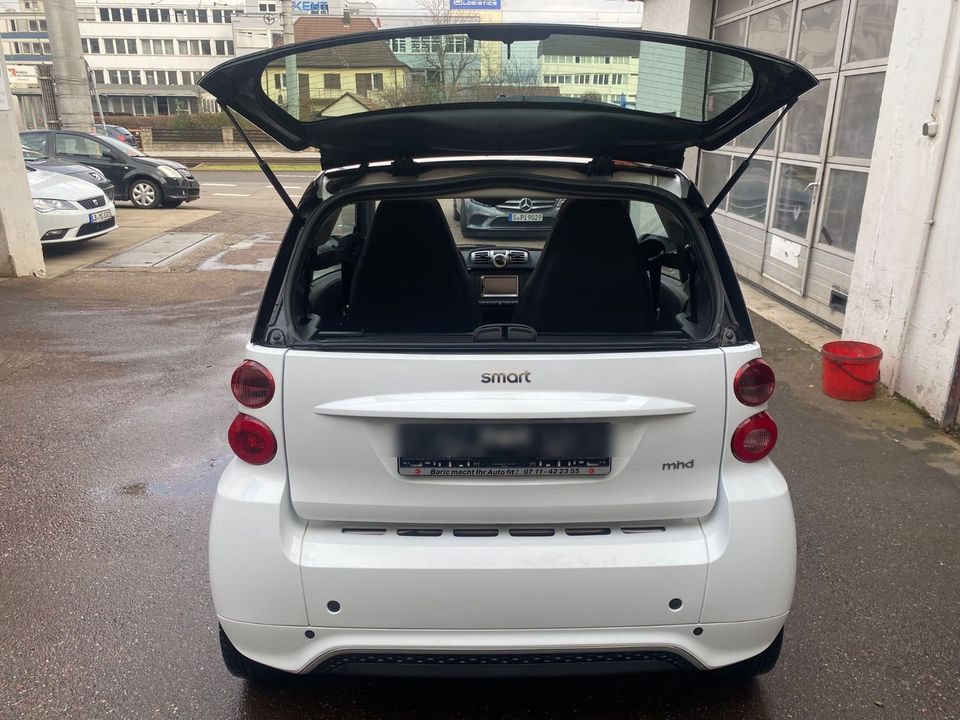 Smart ForTwo coupé 1.0 52kW mhd edition BoConcept ... in Stuttgart