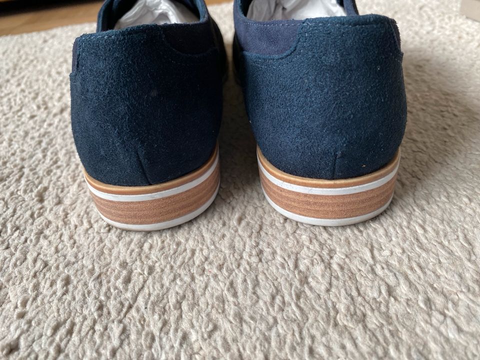 Cox Schuhe Slipper blau Gr 40 in Hannover