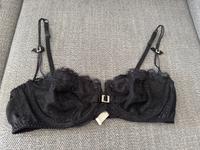 Schwarzer BH von Hunkemöller aus zarter Spitze Gr. 86 B Nordrhein-Westfalen - Lüdenscheid Vorschau