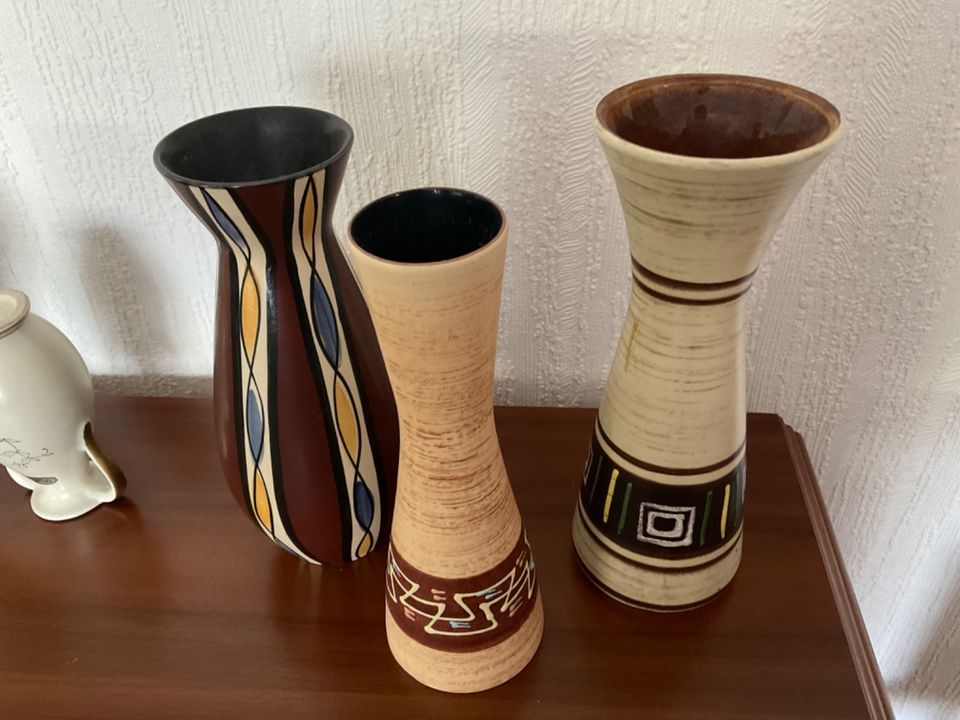Alte Vasen und Schale z.T. Jasba Keramik in Ehringshausen