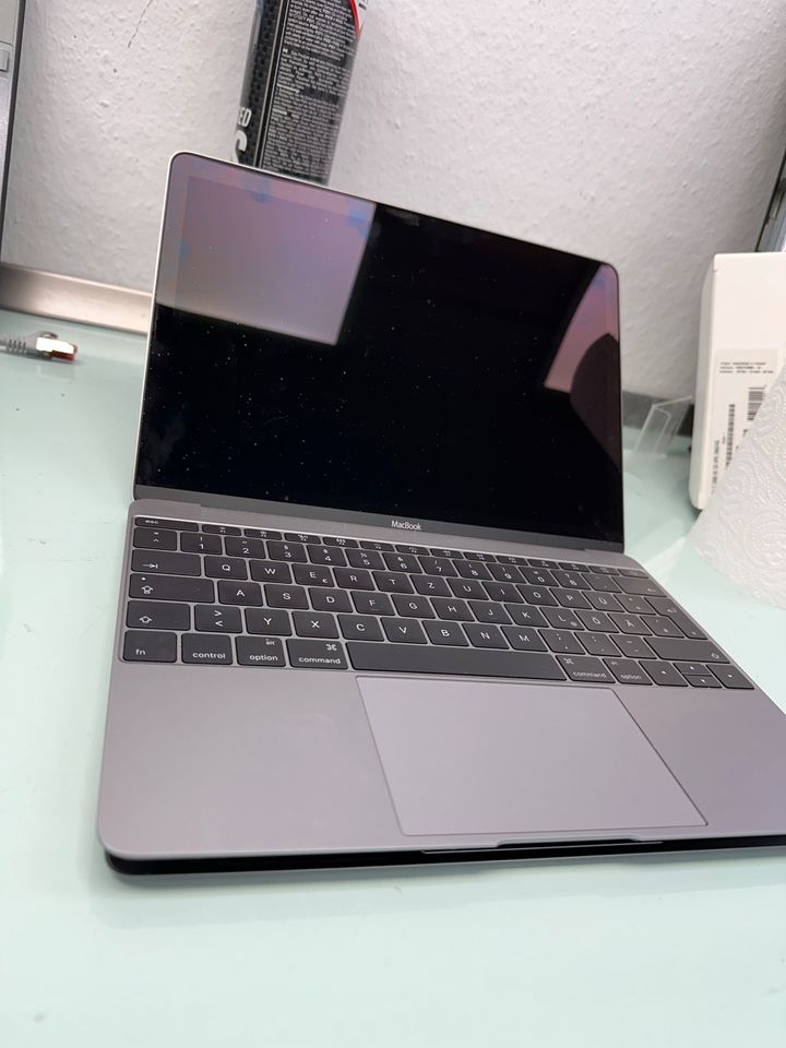 MacBook Retina 12-Inch early 2015 1,2GHz, 8Gb, 512Gb SSD in Potsdam