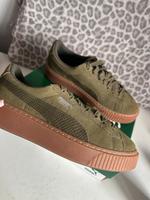Puma suede platform Oliv grün Schuhe sneaker 39 so gut wie neu Nordrhein-Westfalen - Enger Vorschau