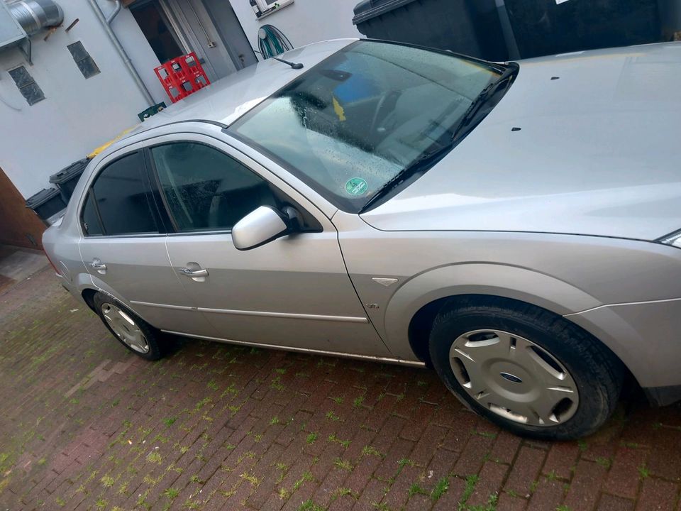 Ford mondeo 2.5 v6 in Mönchengladbach