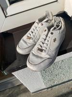 Weiße Sneaker, goldfarbene Applikationen,mexx, Gr. 37, wie neu München - Schwabing-West Vorschau