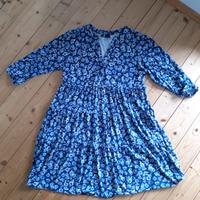Kleid 40/42 Hessen - Feldatal Vorschau