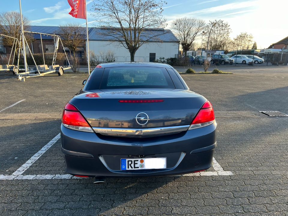 Gepflegter Opel Astra H TwinTop 1.8 Benziner mit Anhängerkupplung in Herne