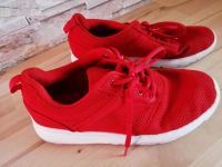 Rote Sportschuhe Berlin - Reinickendorf Vorschau