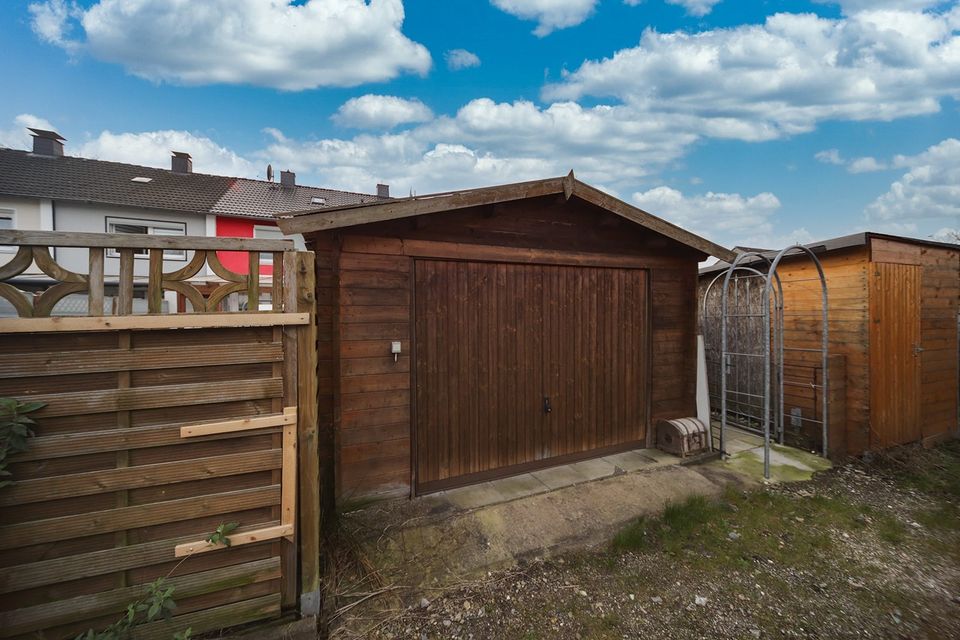 Modernisiertes Reihenhaus mit pflegeleichtem Garten und Stellplatz in ruhiger Lage von DO-Nette! in Dortmund