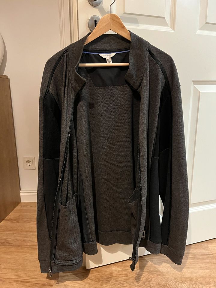 Jacke Calvin Klein XXL in Harsefeld