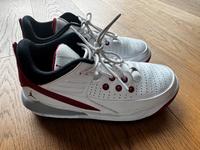 Jordan Nike Air Basketball Schuhe Gr 38.5 Düsseldorf - Bilk Vorschau