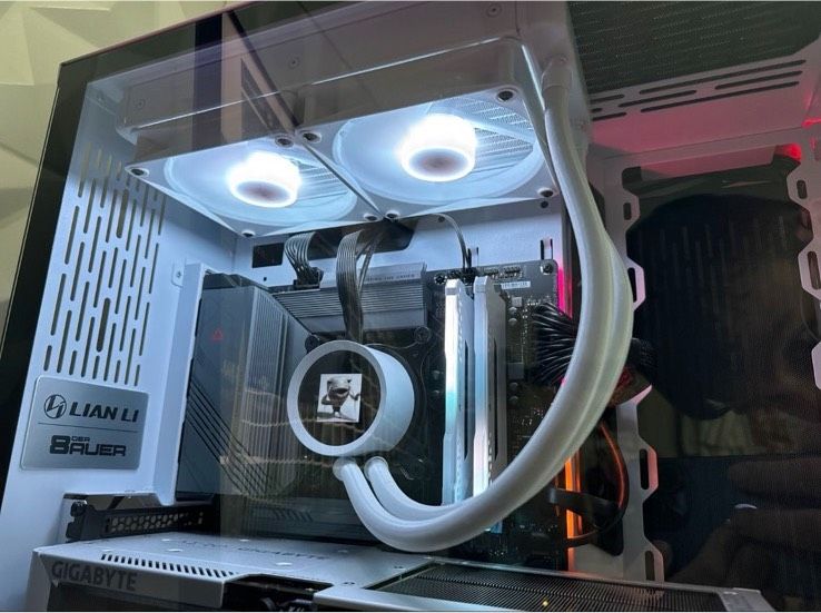 ✅NZXT KRAKEN 240RGB Weiß TOP ZUSTAND!!! in Mainz