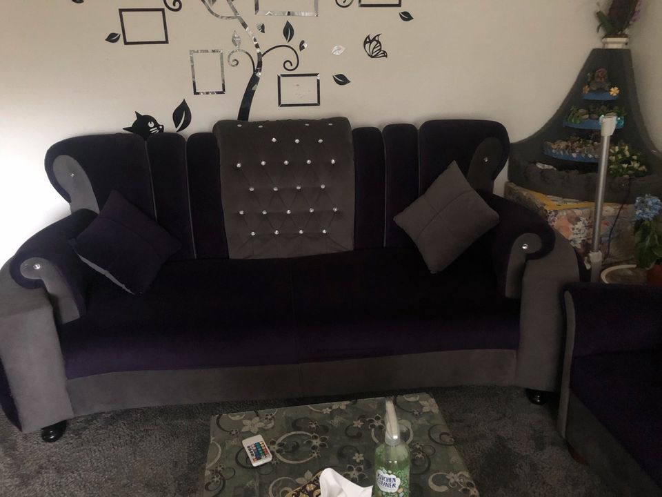 couch set 5 teiler sehr schön und wie neu in Berlin